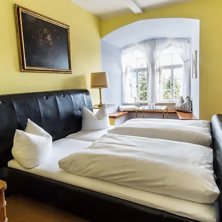 Schloss 3* Breitungen (Thuringia)