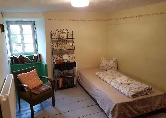 Schloss 3* Breitungen (Thuringia)